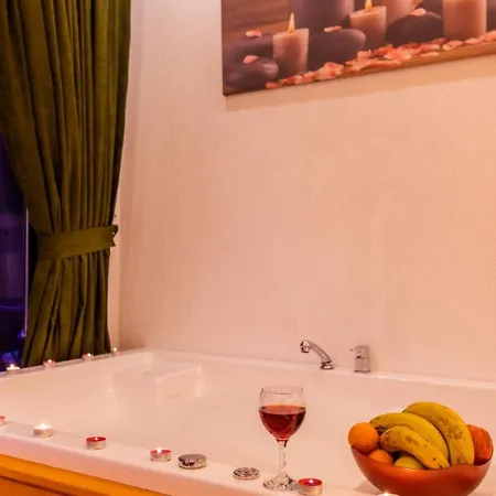 Uzumlu Village 2 Bedroom 9333 Willa
