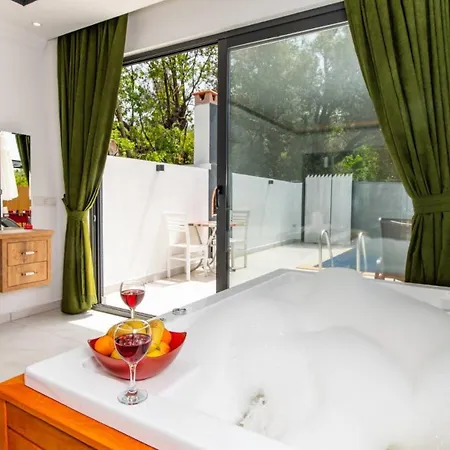 Uzumlu Village 2 Bedroom 9333 Willa Kalkan