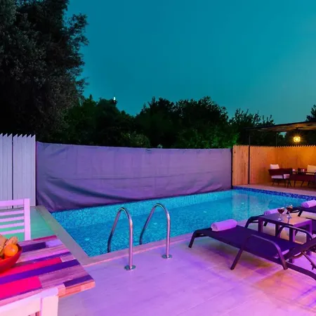 Willa Uzumlu Village 2 Bedroom 9333 Kalkan